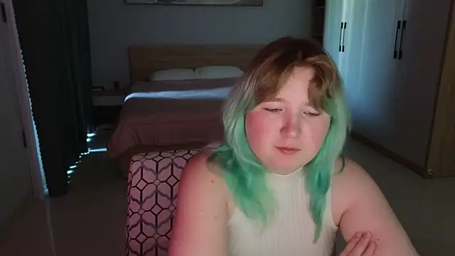 Snapshot of ChimberWol chatting on March 18, 2026, 12:14 am ChimberWol online show from March 18, 2026, 12:14 am