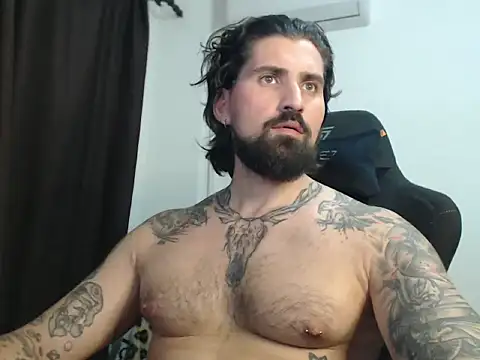 MateoHunk online show from September 9, 2025, 5:44 pm