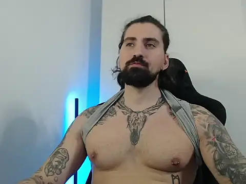 MateoHunk online show from October 13, 2025, 10:17 am