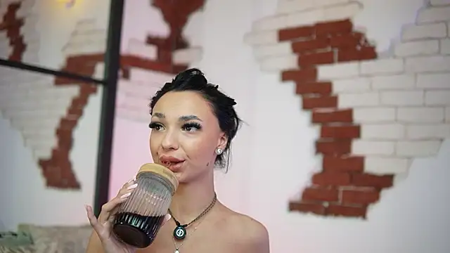 Snapshot of MaraJolie chatting on May 23, 2026, 8:30 pm MaraJolie online show from May 23, 2026, 8:30 pm