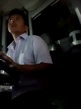 alexchir4 online show from November 24, 2025, 9:42 am