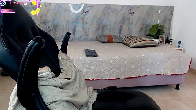 hanz col online show from June 21, 2026, 2:34 pm