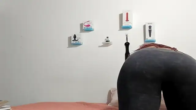 laisladecristal online show from September 11, 2025, 1:05 am