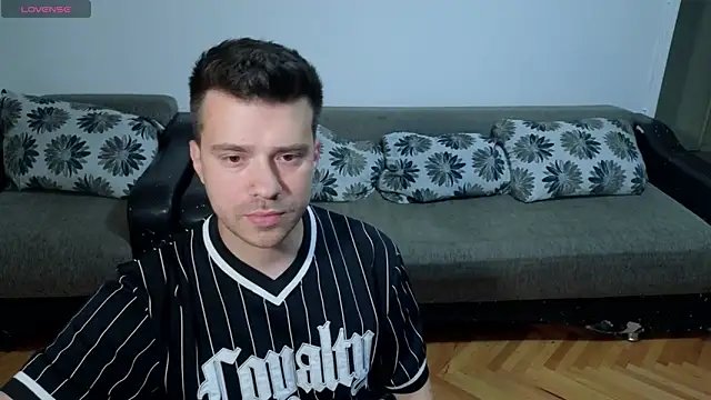 JohnnyStepBro online show from June 20, 2026, 8:25 pm