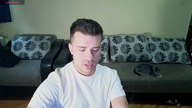 JohnnyStepBro online show from September 17, 2025, 9:44 am