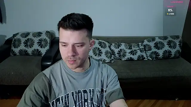 JohnnyStepBro online show from March 18, 2026, 6:42 pm