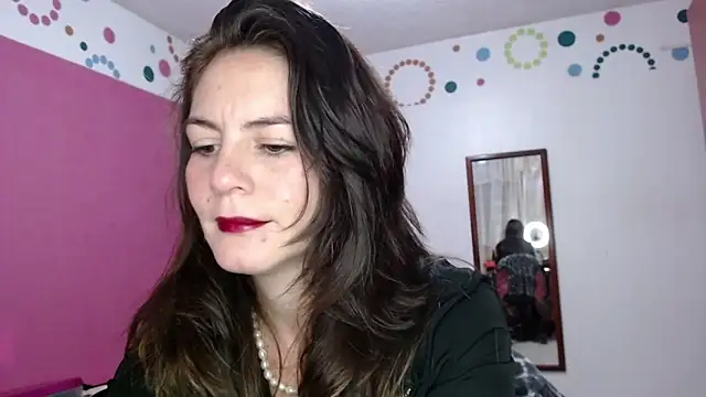 Snapshot of Hanny_24 chatting on April 13, 2026, 8:40 am Hanny 24 online show from April 13, 2026, 8:40 am