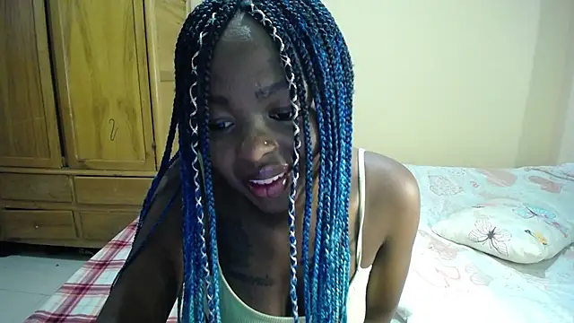  Zooee online show from February 12, 2025, 1:59 pm