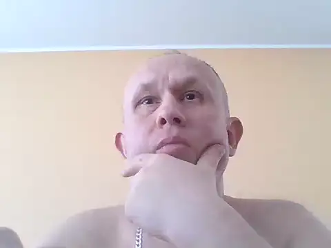 Snapshot of X46x chatting on November 15, 2025, 11:36 am X46x online show from November 15, 2025, 11:36 am