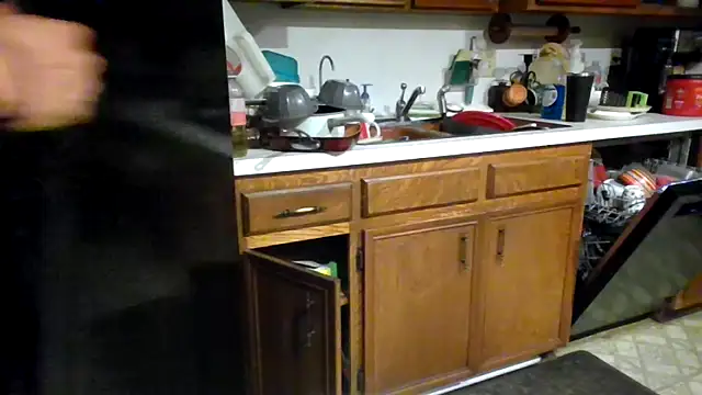 slinginbigD online show from June 15, 2026, 2:56 am