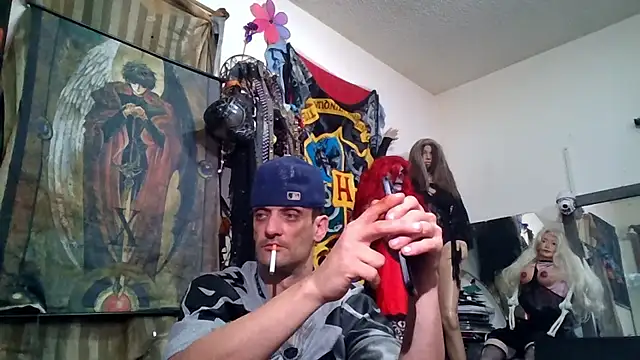 Snapshot of slinginbigD chatting on February 16, 2026, 11:02 pm slinginbigD online show from February 16, 2026, 11:02 pm