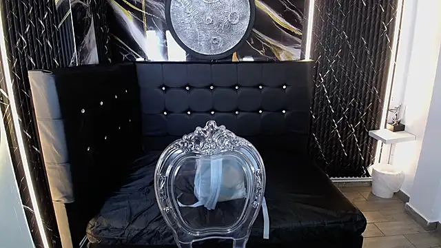 Bruja  Scarlata online show from November 5, 2025, 10:07 am