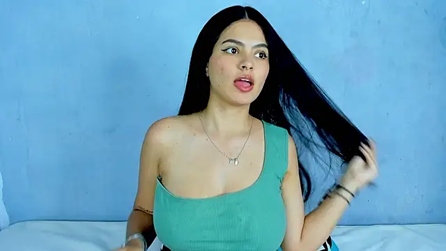 Snapshot of Amandalorense_ chatting on March 10, 2026, 3:54 am Amandalorense online show from March 10, 2026, 3:54 am