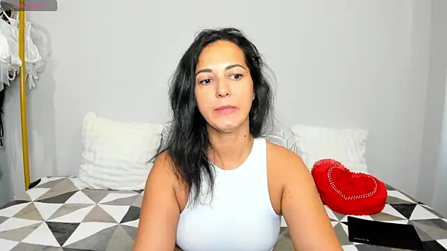 Linda Insatiable online show from July 11, 2026, 1:28 am