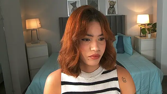 Snapshot of Madie__collins chatting on July 27, 2026, 12:01 pm Madie collins online show from July 27, 2026, 12:01 pm