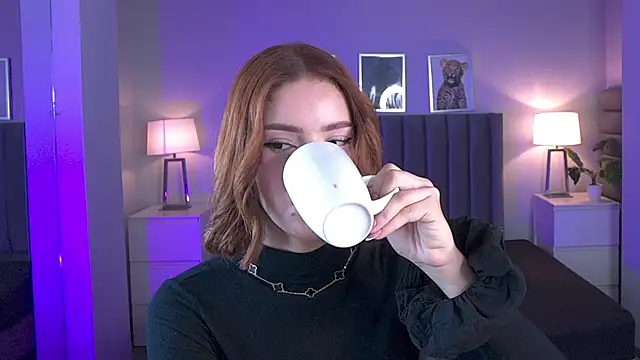 Snapshot of Madie__collins chatting on May 13, 2026, 11:39 am Madie collins online show from May 13, 2026, 11:39 am
