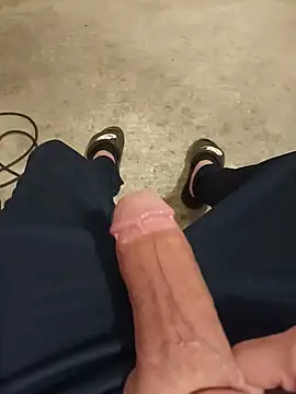 casper0303 online show from March 21, 2025, 10:06 pm