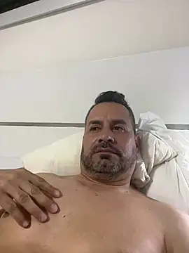 Snapshot of party2025 chatting on December 26, 2024, 1:40 am party2025 online show from December 26, 2024, 1:40 am