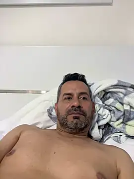 Snapshot of party2025 chatting on December 8, 2024, 10:03 pm party2025 online show from December 8, 2024, 10:03 pm