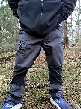 OdinWolf1990 online show from December 16, 2025, 9:35 am