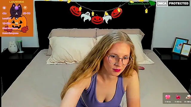 CatmintLush online show from October 29, 2025, 11:36 pm