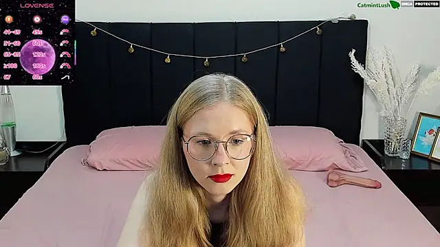 CatmintLush online show from July 8, 2026, 11:38 pm