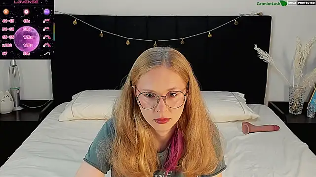 CatmintLush online show from August 2, 2026, 11:35 pm