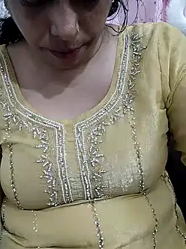 Urmila bhabhii online show from February 16, 2026, 4:33 am