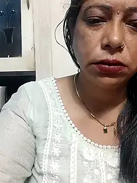 Urmila bhabhii online show from November 8, 2025, 3:54 am