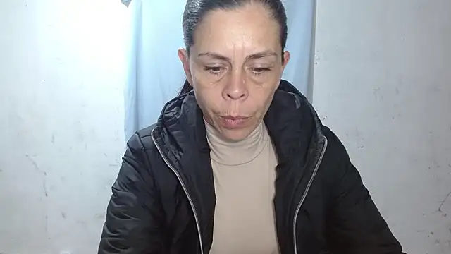 Snapshot of Marilyn_xxxx chatting on July 18, 2026, 9:45 pm Marilyn xxxx online show from July 18, 2026, 9:45 pm