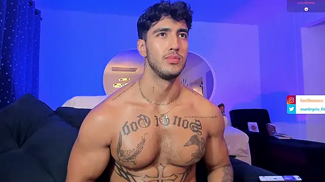 JACOB MARTINS online show from February 25, 2025, 11:59 pm