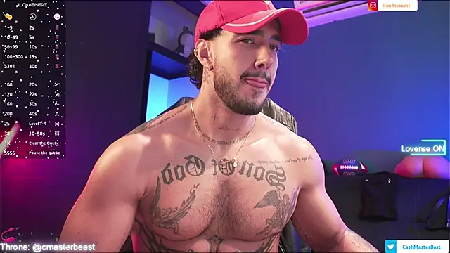 JACOB MARTINS online show from August 3, 2026, 9:31 pm