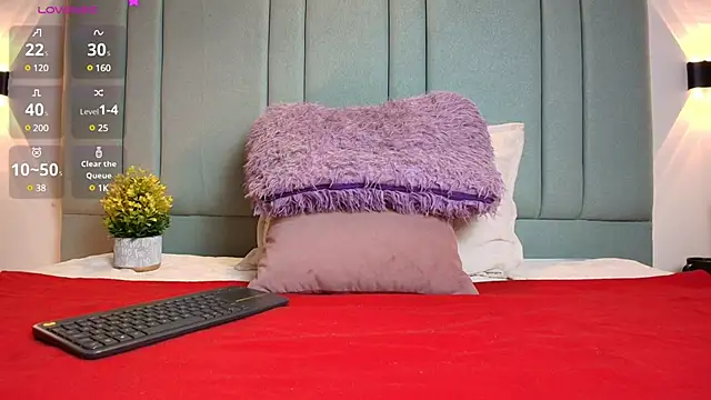 Chloe Cherry21 online show from March 6, 2025, 9:14 am