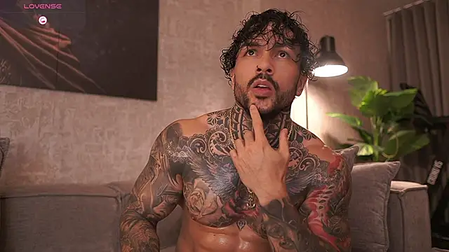 Snapshot of mariano_costa chatting on March 5, 2026, 3:36 am mariano costa online show from March 5, 2026, 3:36 am