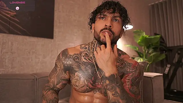 Snapshot of mariano_costa chatting on March 10, 2026, 2:15 am mariano costa online show from March 10, 2026, 2:15 am