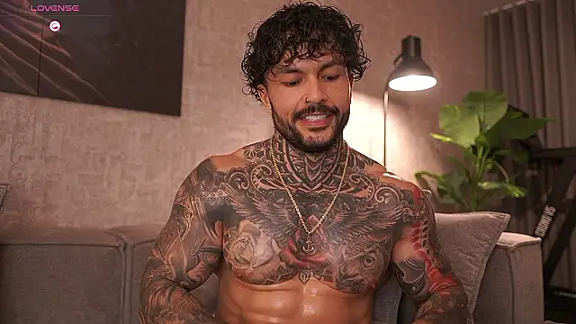 Snapshot of mariano_costa chatting on March 12, 2026, 2:50 am mariano costa online show from March 12, 2026, 2:50 am