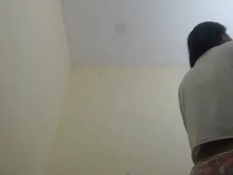 michel ex33 online show from September 22, 2025, 3:18 pm