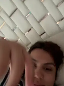 valeria2019hot online show from April 30, 2026, 4:36 pm