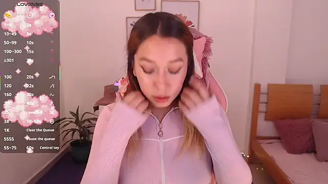 Dahlia  espresso online show from February 12, 2026, 7:35 pm