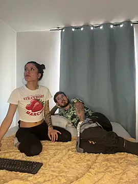 anika lowen02 online show from October 30, 2025, 6:49 pm