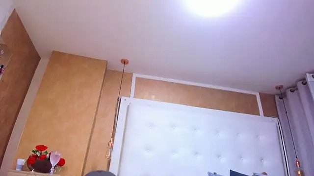  evamilf  online show from June 12, 2026, 12:36 pm