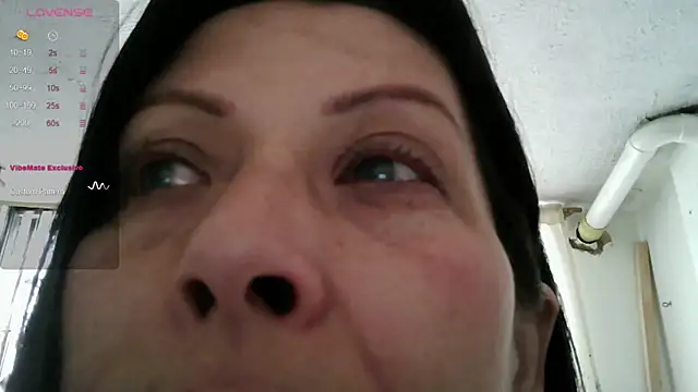 alixia81 online show from July 30, 2026, 1:43 pm
