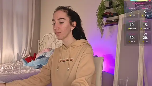 Belle Via online show from September 22, 2025, 3:40 pm