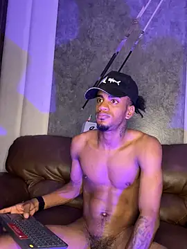 AaronCruz  online show from March 12, 2025, 11:12 pm