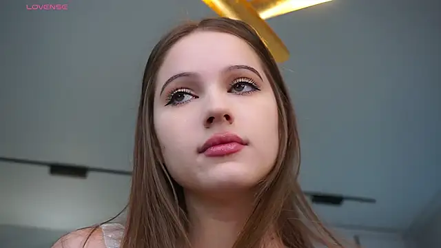 hecola online show from November 2, 2025, 8:19 am