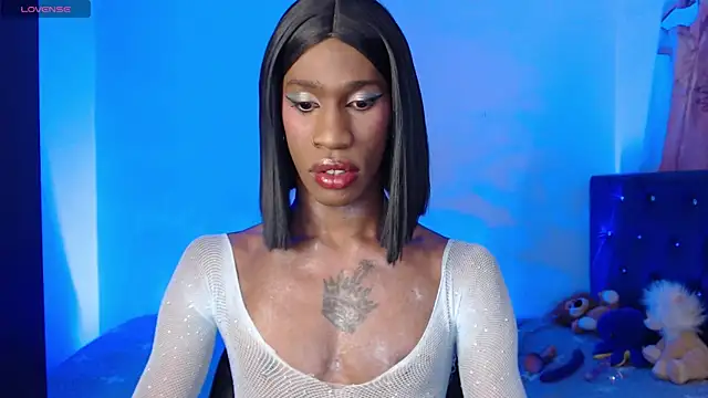 Kendall Gil online show from February 28, 2025, 5:04 am