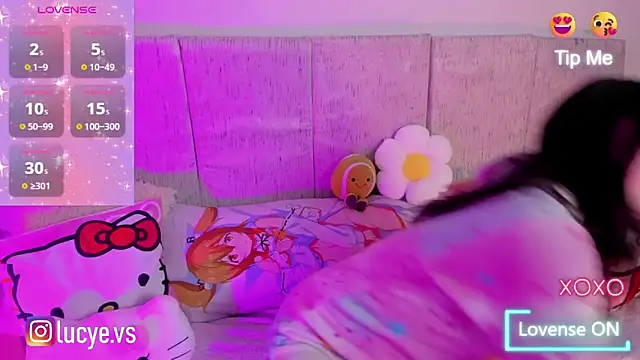 LucyEvans  online show from September 18, 2025, 3:31 am