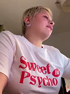 Snapshot of sammymoon chatting on February 20, 2026, 5:04 pm sammymoon online show from February 20, 2026, 5:04 pm