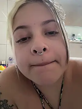 Snapshot of sammymoon chatting on January 16, 2025, 1:58 pm sammymoon online show from January 16, 2025, 1:58 pm