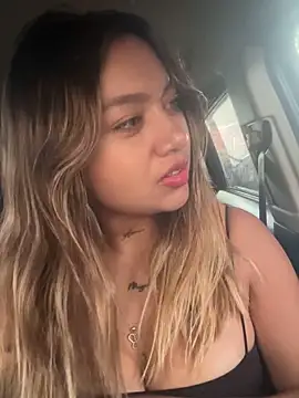 amanda-medrano1 online show from December 16, 2025, 3:16 pm